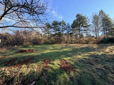 Terrain constructible - 717 m²