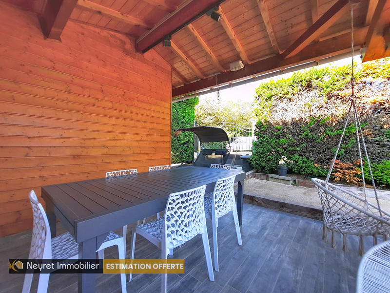 Maison - 121 m² - 6 pièces