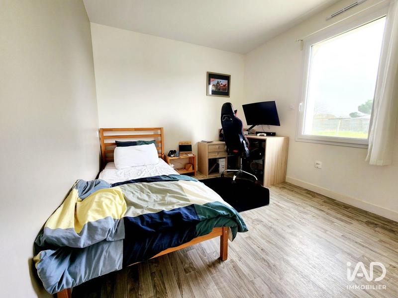 Maison - 99 m² - 5 pièces