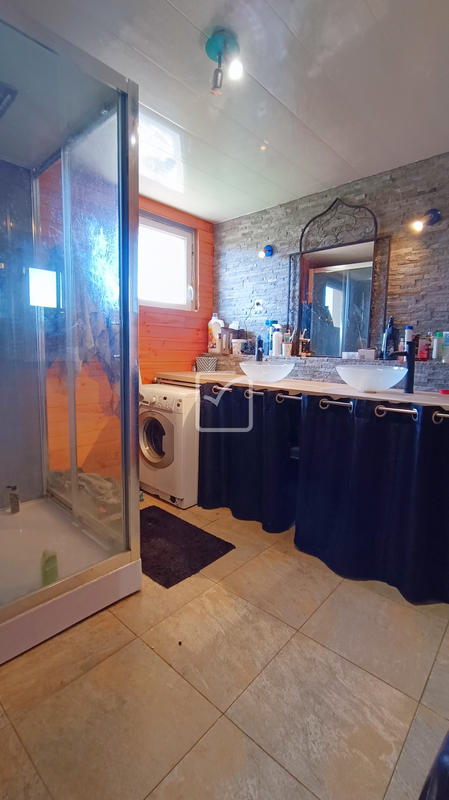 Maison - 172 m² - 7 pièces