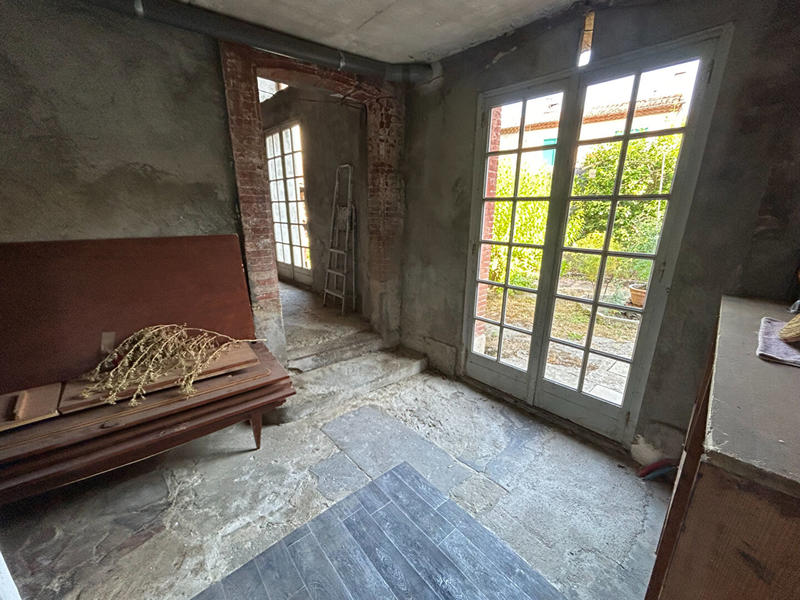 Maison - 111 m² - 8 pièces