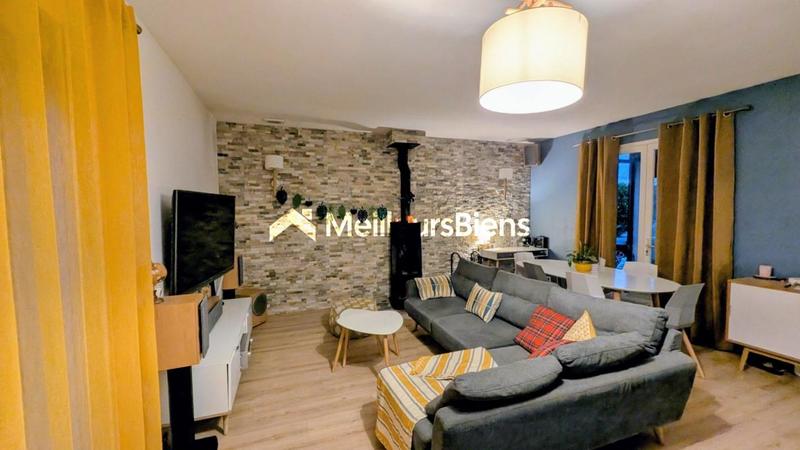 Maison - 140 m² - 5 pièces