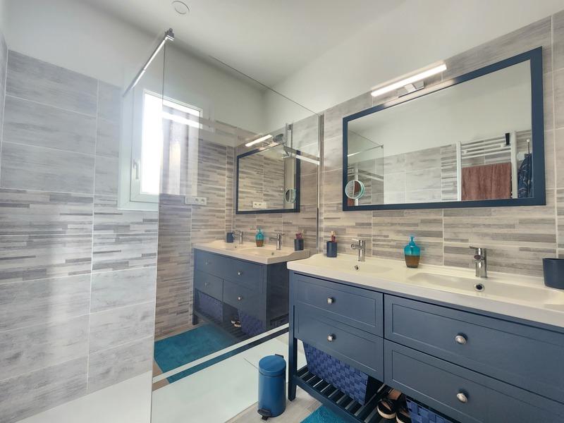 Maison - 97 m² - 4 pièces