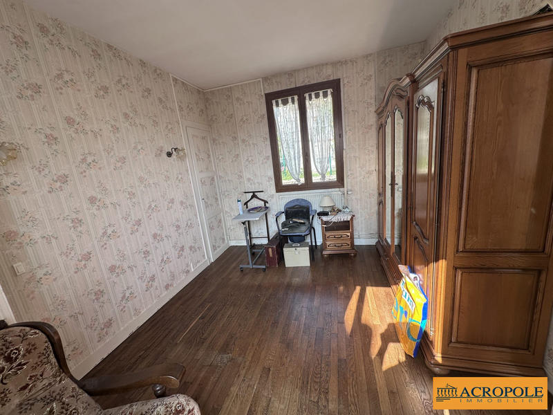 Maison - 101 m² - 6 pièces