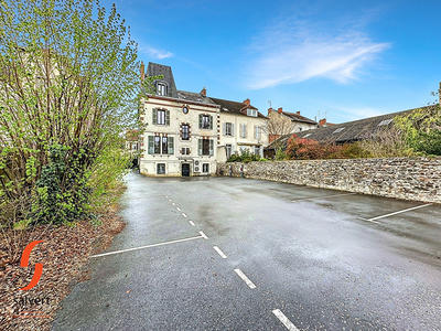 Immeuble - 272 m² - 14 pièces