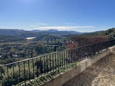 Villa - 131 m² - 6 pièces