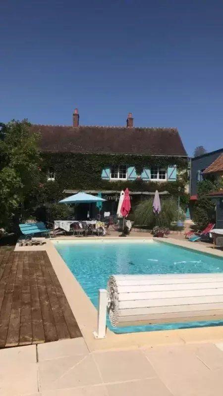 Maison - 183 m² - 7 pièces