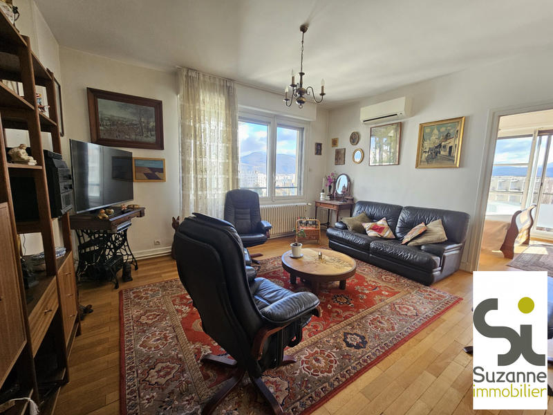 Appartement - 91 m² - 4 pièces