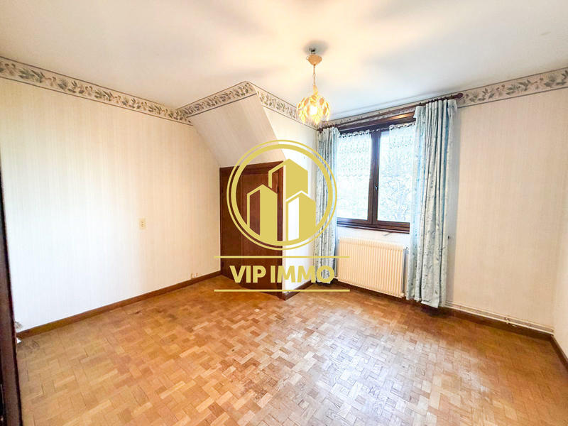 Maison - 204 m² - 10 pièces