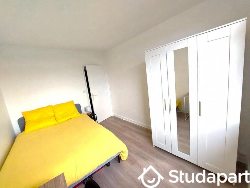 Chambre - 9 m² - 1 pièce