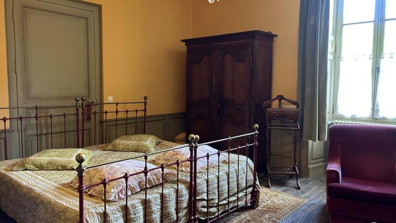 Maison - 553 m² - 8 pièces