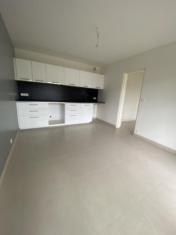 Appartement - 99 m² - 5 pièces