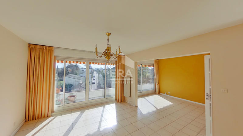 Appartement - 103 m² - 5 pièces