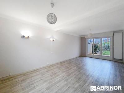Maison - 89 m² - 5 pièces