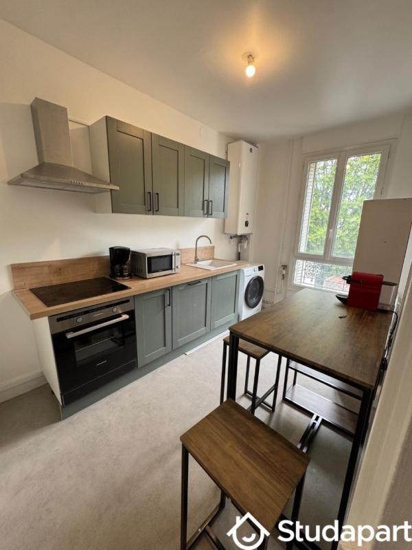 Chambre - 12 m² - 1 pièce