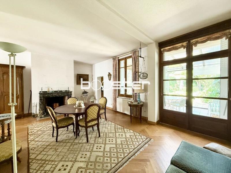 Maison ancienne - 207 m² - 7 pièces