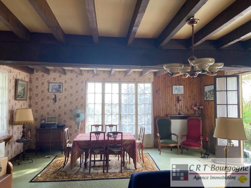 Maison - 196 m² - 7 pièces