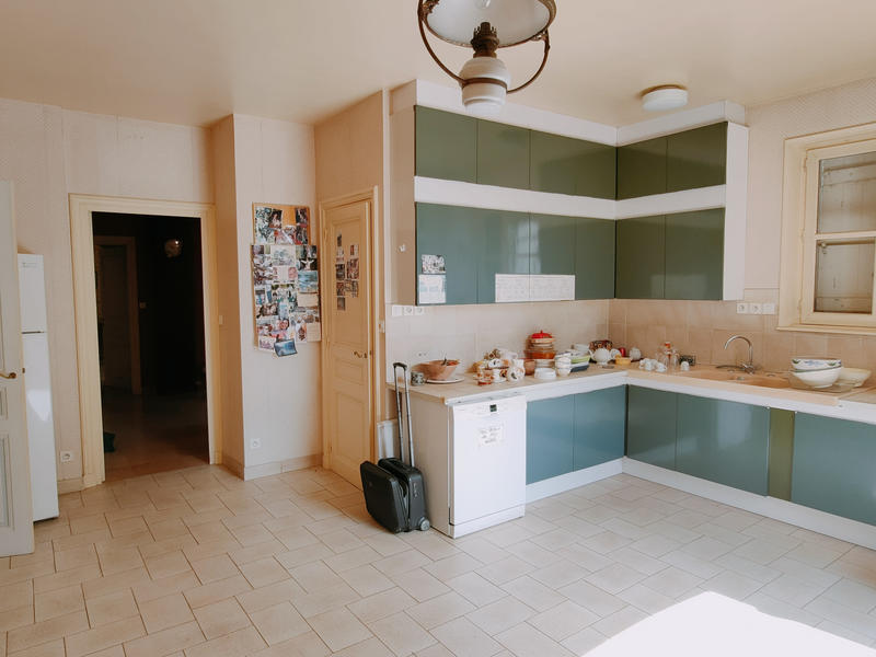 Maison - 279 m² - 8 pièces