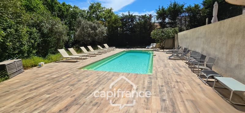 Villa - 240 m² - 7 pièces