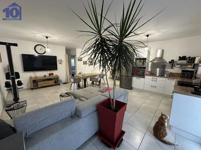 Maison - 85 m² - 4 pièces