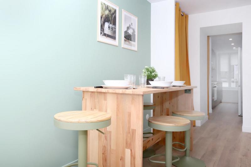 Appartement - 92 m² - 6 pièces