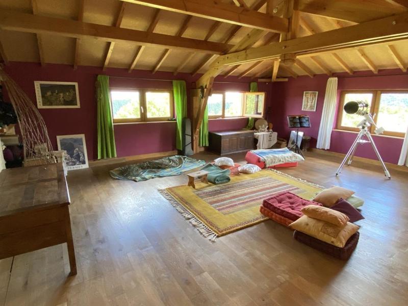 Maison - 205 m² - 7 pièces