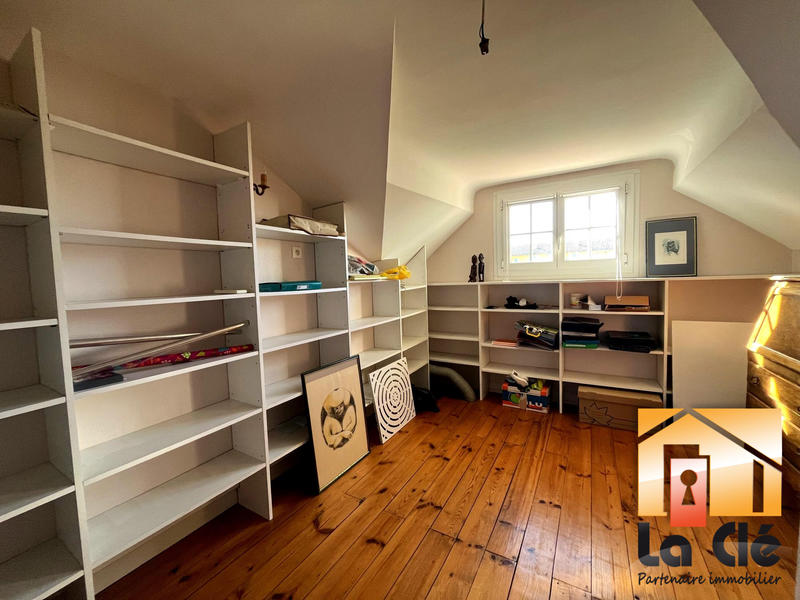 Maison ancienne - 217 m² - 9 pièces