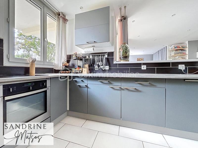 Appartement - 102 m² - 5 pièces