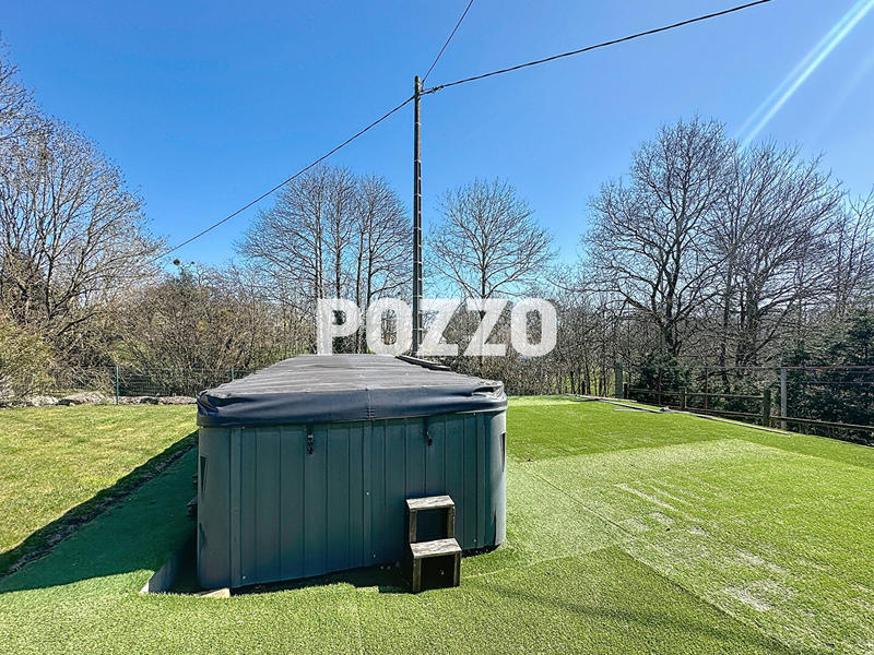 Maison - 172 m² - 7 pièces