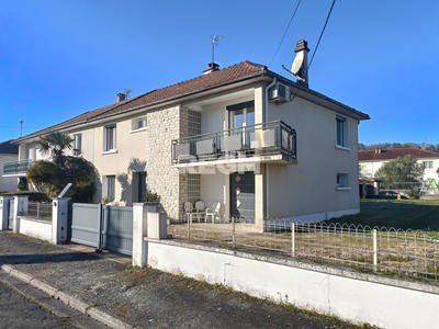 Maison - 135 m² - 7 pièces