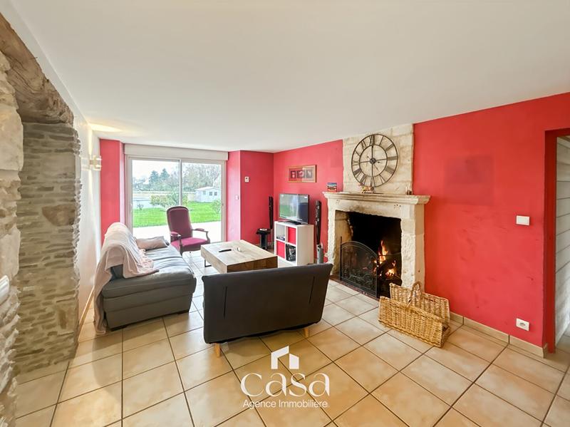 Maison - 237 m² - 7 pièces