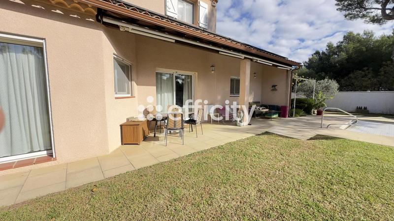 Villa - 144 m² - 5 pièces