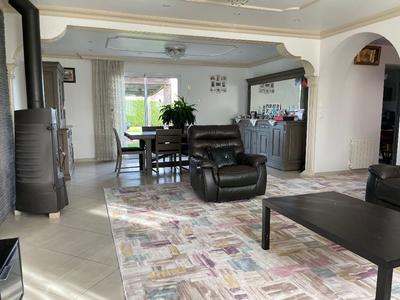 Maison - 183 m² - 6 pièces
