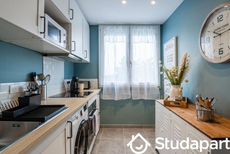 Chambre - 10 m² - 1 pièce