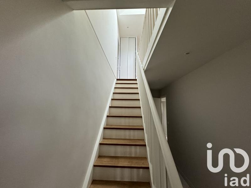 Maison - 263 m² - 8 pièces