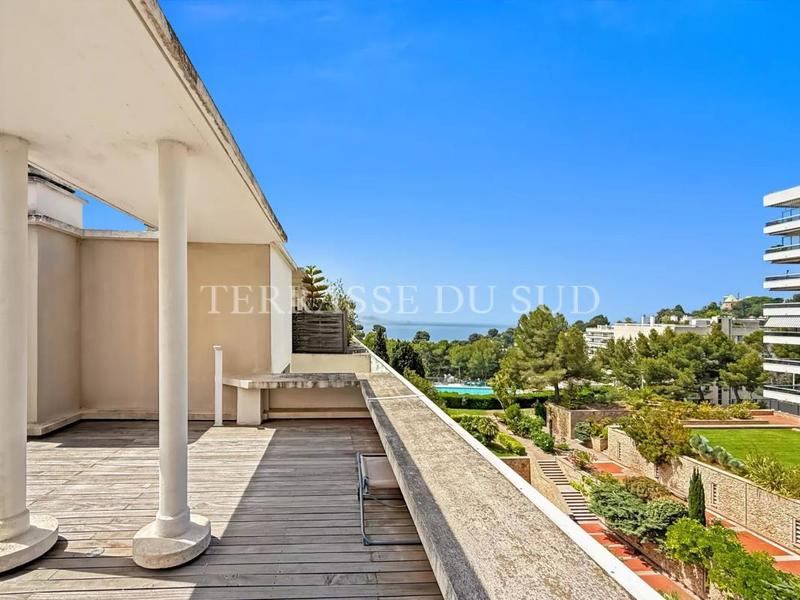 Appartement - 87 m² - 3 pièces