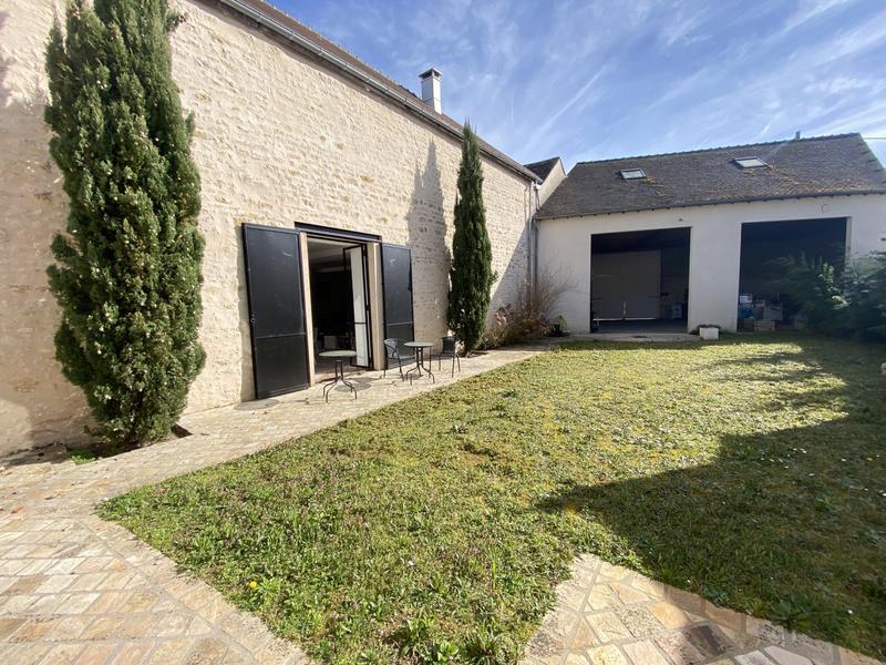 Maison - 193 m² - 16 pièces