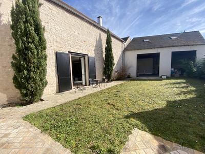 Maison - 193 m² - 16 pièces