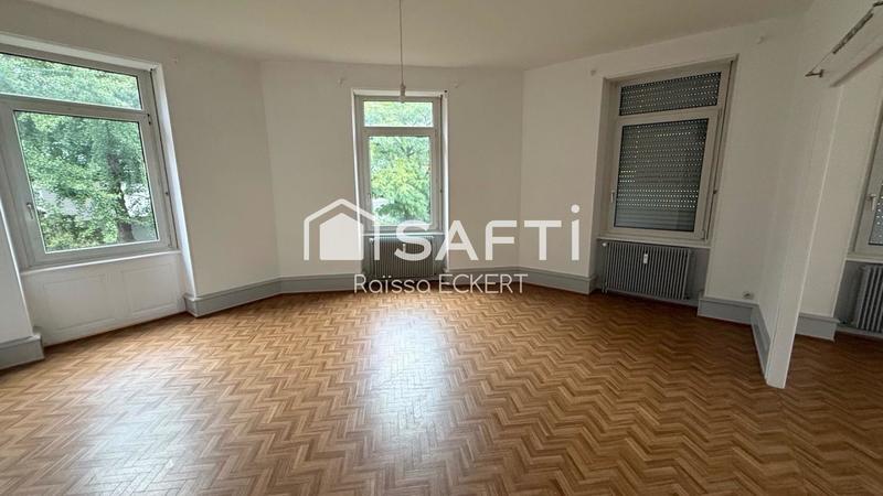 Local commercial - 350 m² - 10 pièces