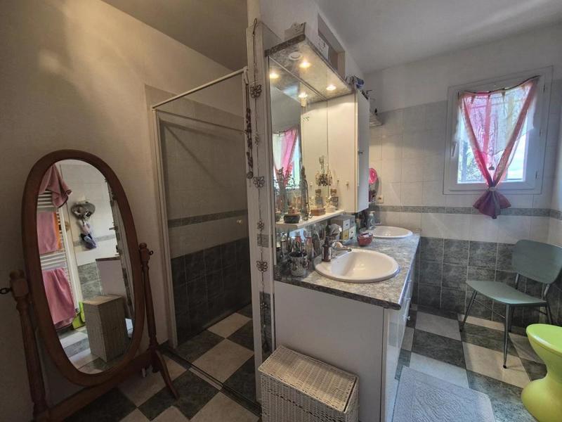 Maison - 164 m² - 5 pièces