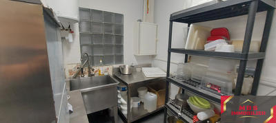 Fonds de commerce - Magasins - 77 m²