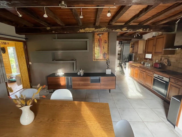 Maison - 93 m² - 4 pièces