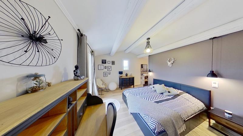 Maison - 200 m² - 6 pièces