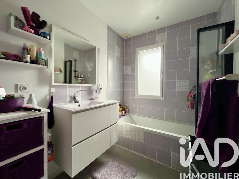 Maison - 104 m² - 6 pièces