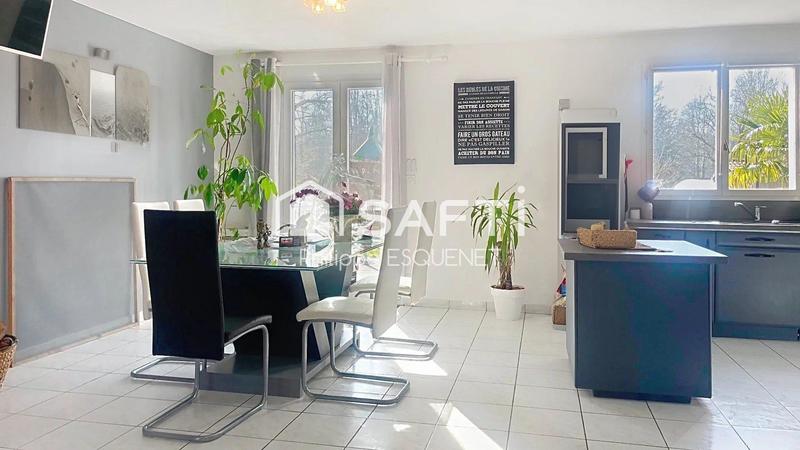 Maison - 150 m² - 8 pièces