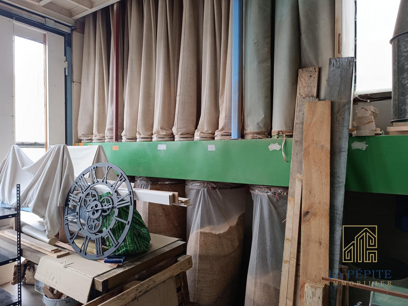 Local commercial - 169 m²