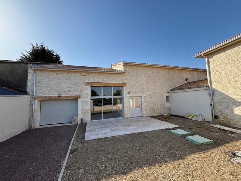 Maison - 176 m² - 5 pièces