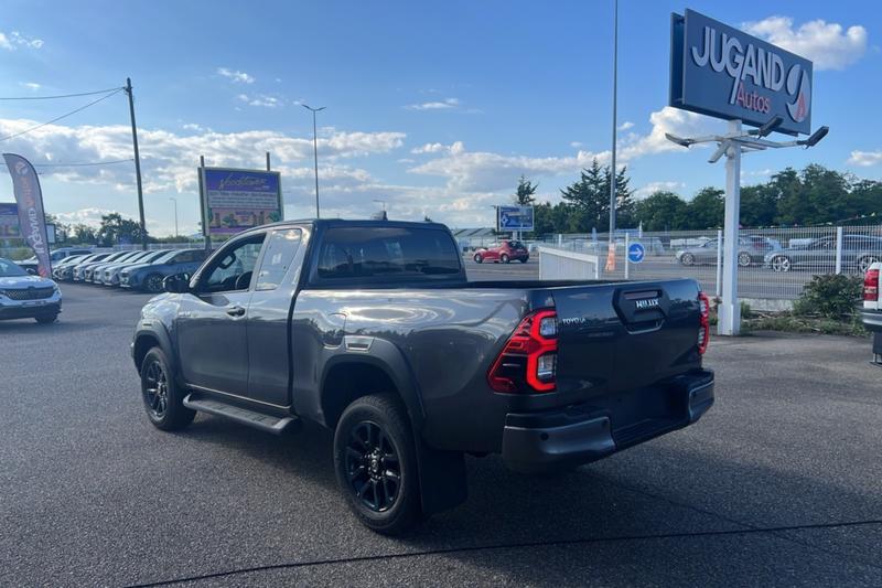 Toyota Hilux X-Tra d-4d 204 Bva Invinc