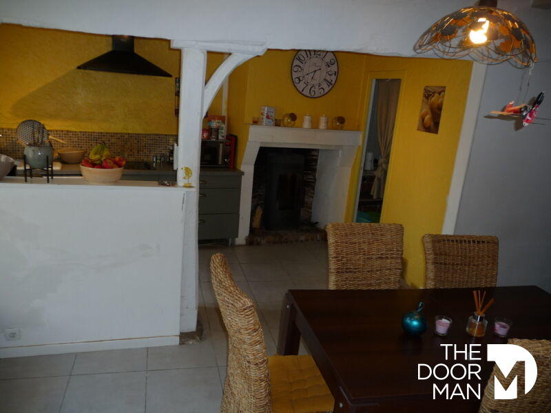 Demeure - 267 m² - 5 pièces