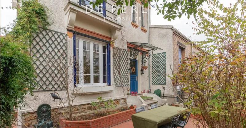 Maison de ville - 143 m² - 6 pièces